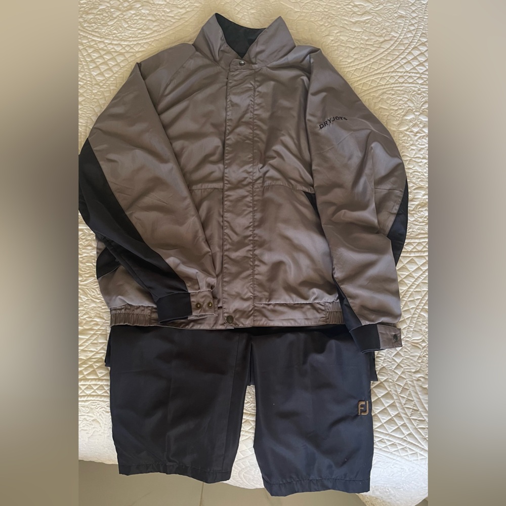 Foot joy GoreTex DryJoys XL jacket and XL pants golf suit in black/taupe